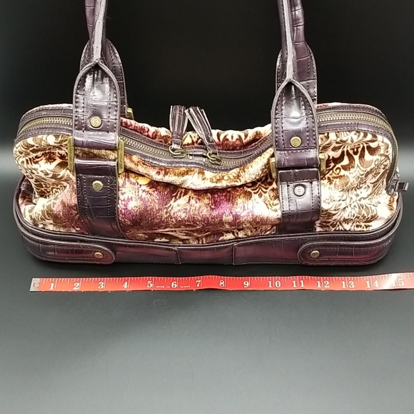 Liz Claiborne Velvety Velour Plum, Brown, Rose and Cream Shoulder Bag - Picture 14 of 16